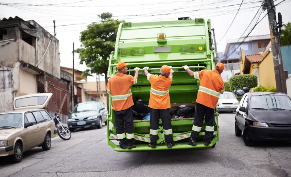 Top Benefits of Hiring a Professional Junk Removal Service
